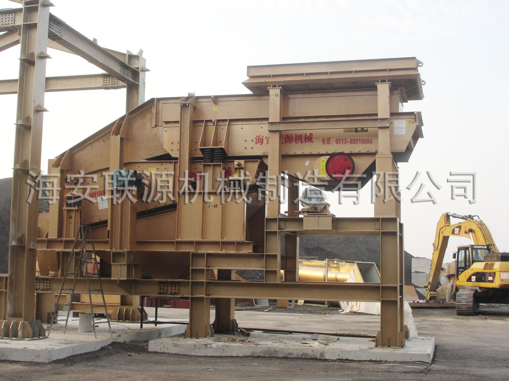 海安聯(lián)源機械制造有限公司制造的振動篩在新加坡的施工現(xiàn)場